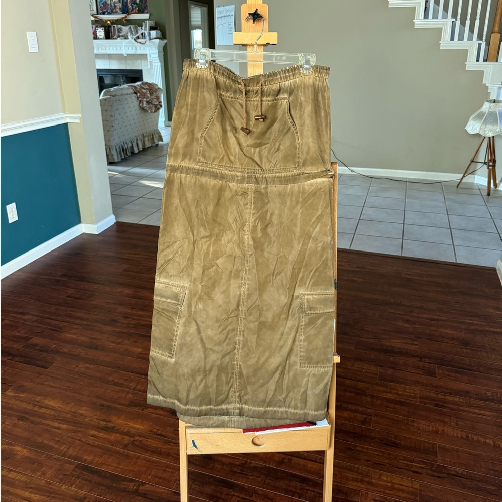 Detachable UO cargo maxi/mini skirt🏗️